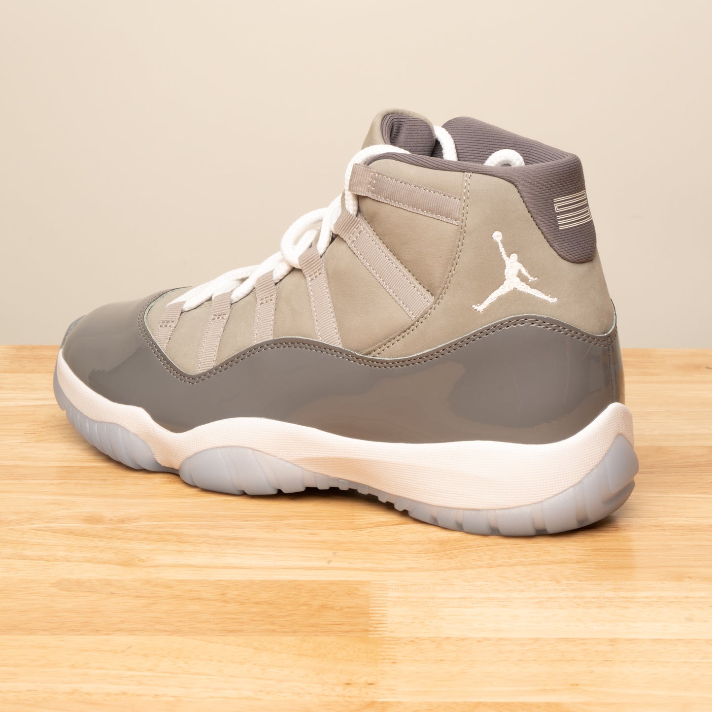 AIR JORDAN 11 RETRO 'COOL GREY' 2021