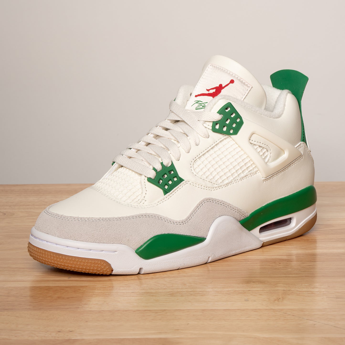 NIKE SB X AIR JORDAN 4 RETRO SP 'PINE GREEN'