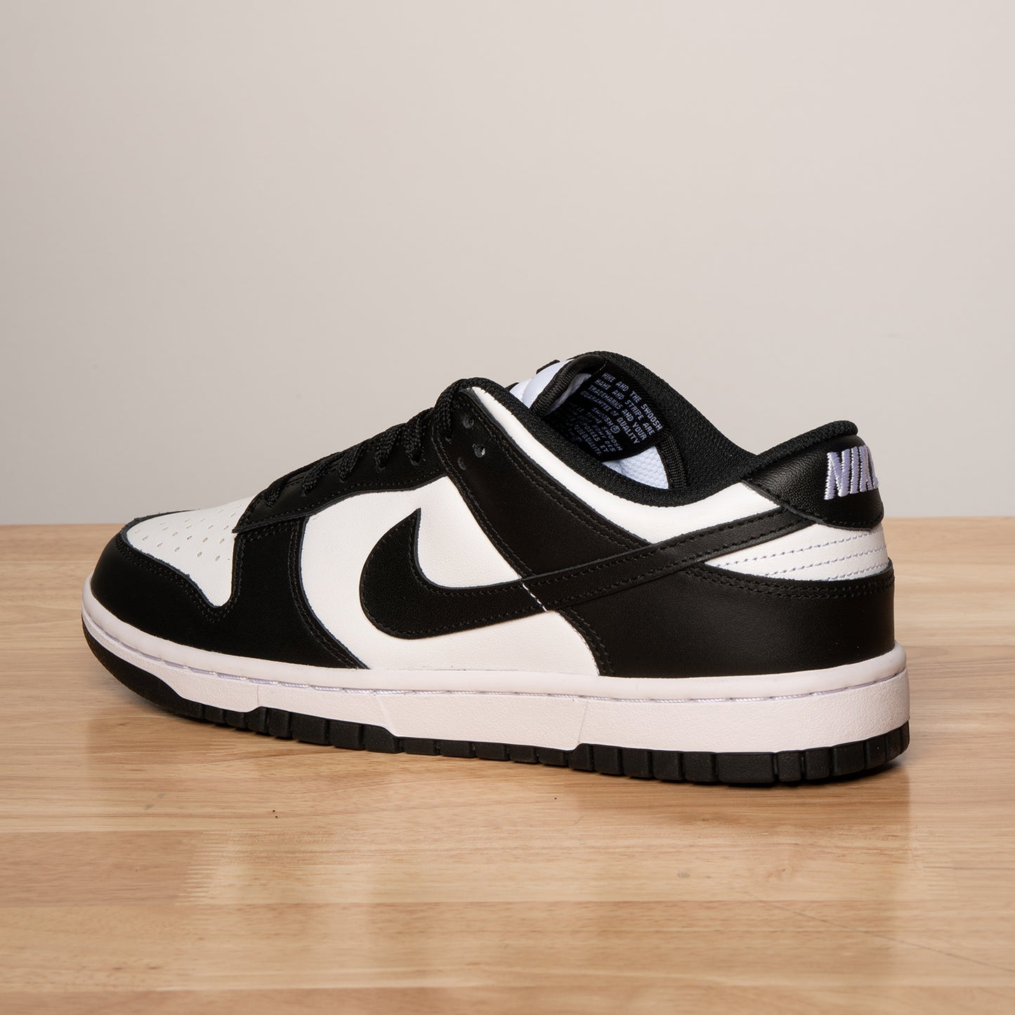 WMNS DUNK LOW 'BLACK WHITE'