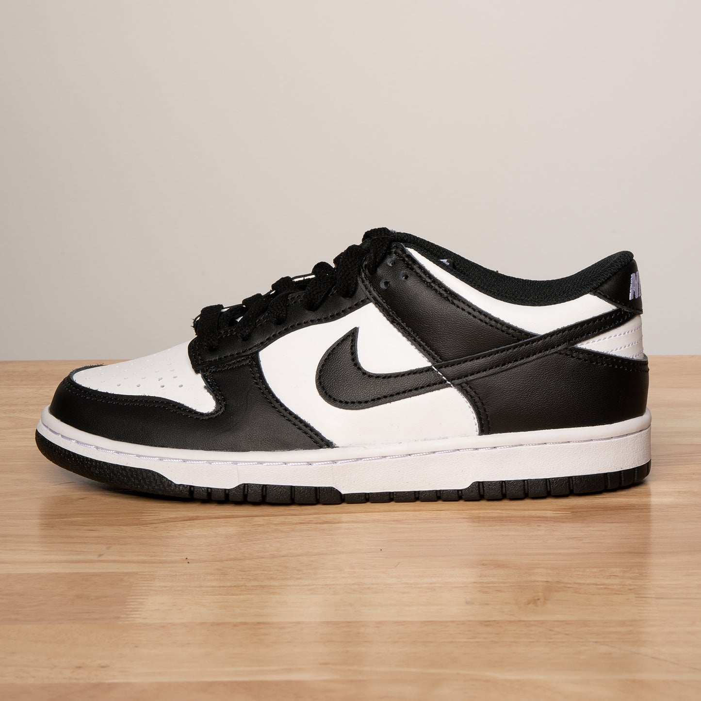 DUNK LOW GS 'BLACK WHITE'