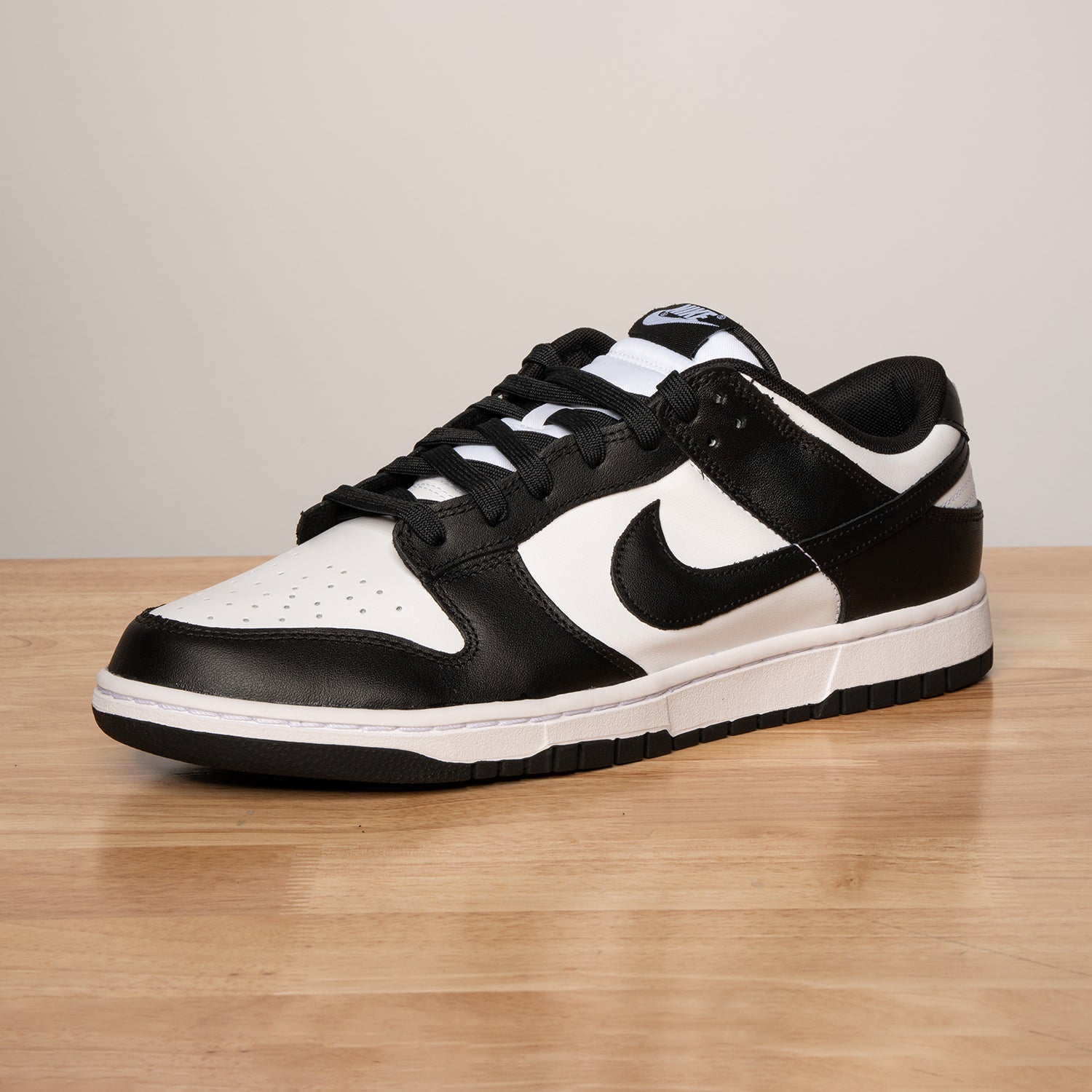 Nike hotsell Dunk Low Retro ‘White Black Panda’ Size 11.5M