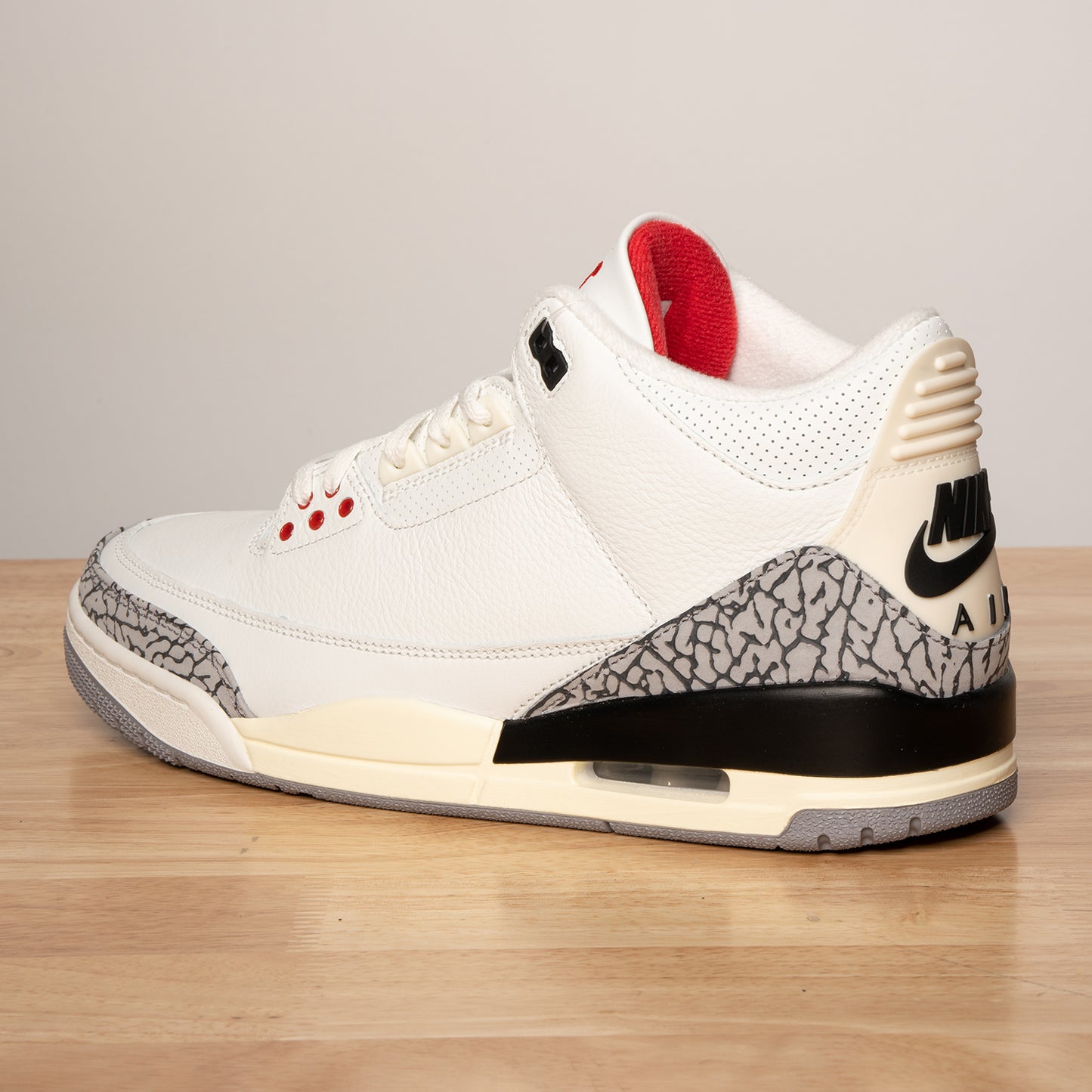 AIR JORDAN 3 RETRO GS 'WHITE CEMENT REIMAGINED