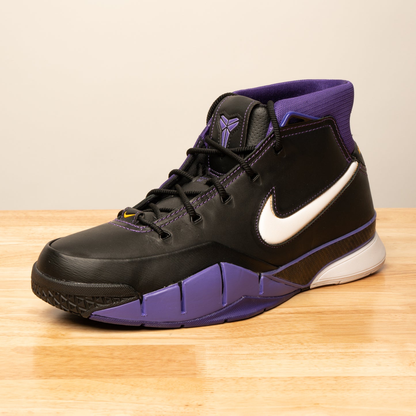 ZOOM KOBE 1 PROTRO 'BLACK OUT'