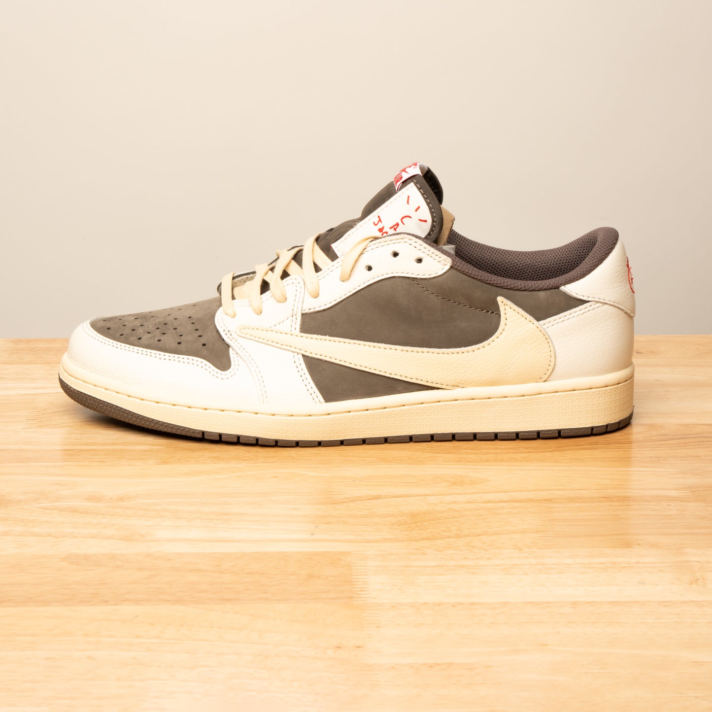 TRAVIS SCOTT X AIR JORDAN 1 LOW OG 'REVERSE MOCHA'